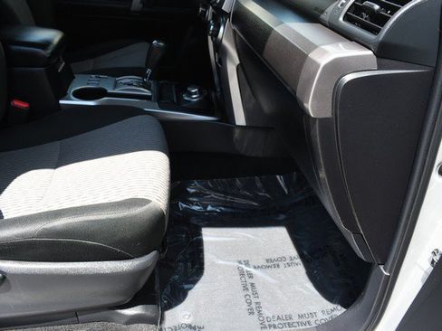 Used 2021 Toyota 4Runner SR5 AWD/4WD image 25