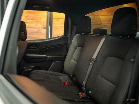 Used 2023 Chevrolet Colorado W/T RWD image 10