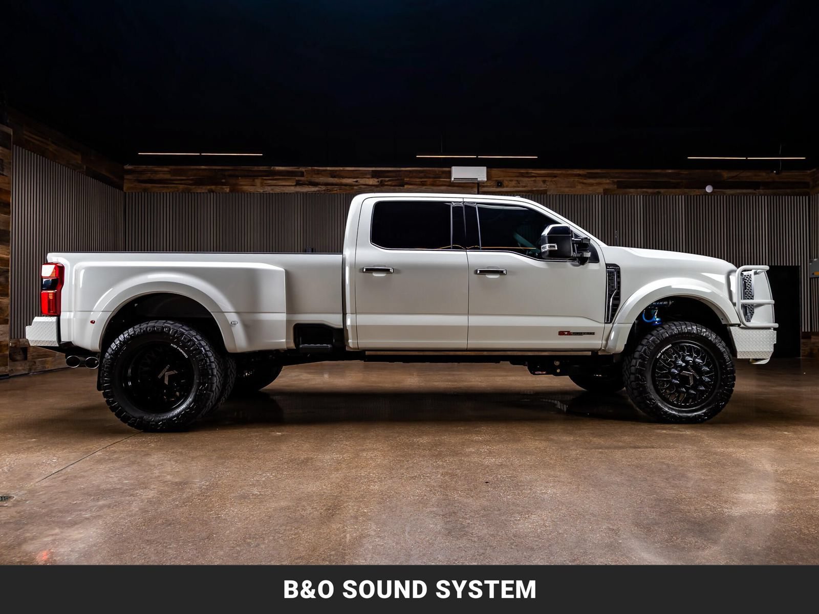 Used 2026 Ford F450 Platinum w/ Platinum Plus Package AWD/4WD image 10