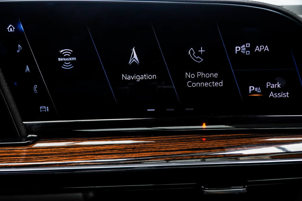 Used 2023 Cadillac Escalade ESV Premium Luxury w/ Touring Package AWD/4WD image 32