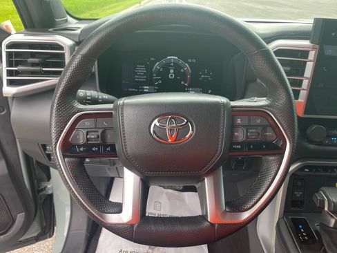 Used 2024 Toyota Tundra Platinum AWD/4WD image 25