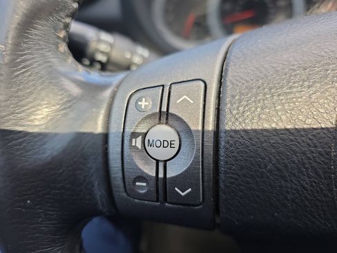 Used 2010 Toyota RAV4 Limited w/ Limited Extra Value Pkg AWD/4WD image 12
