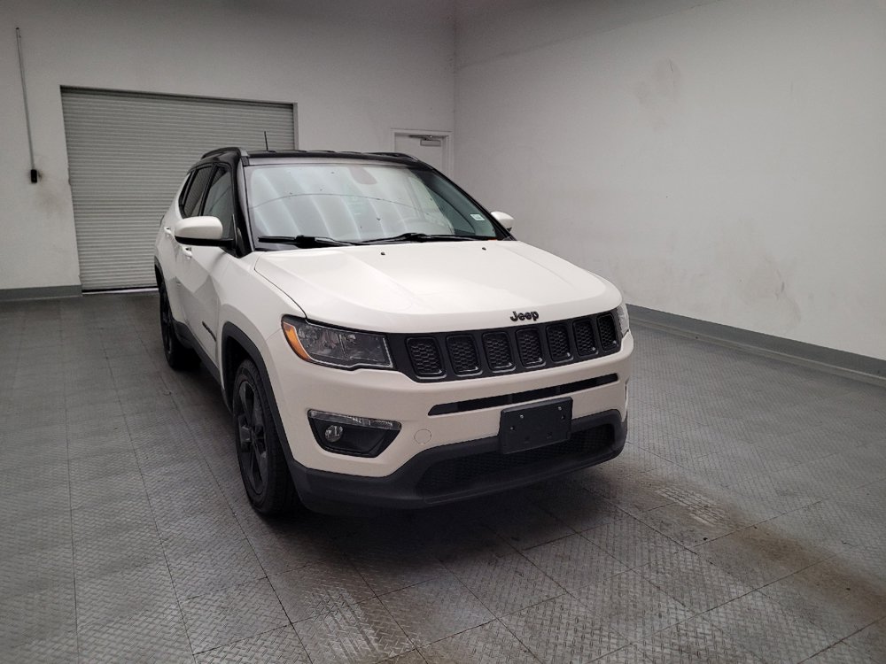 Used 2020 Jeep Compass Latitude FWD image 14