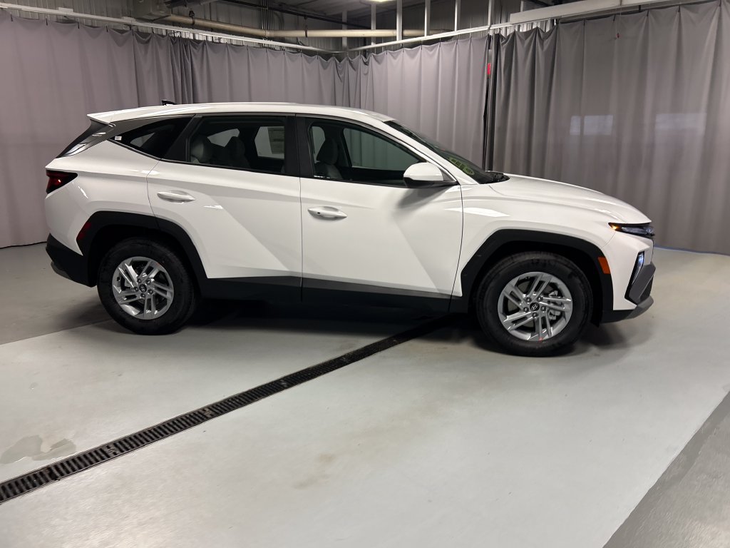 New 2026 Hyundai Tucson SE FWD image 8