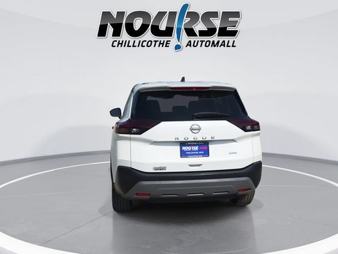 Used 2023 Nissan Rogue S AWD/4WD image 7