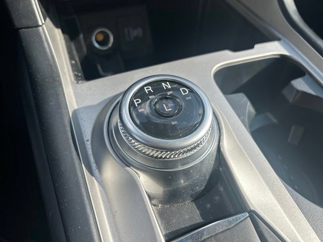 Used 2023 Ford Explorer XLT AWD/4WD image 36