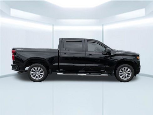 Used 2022 Chevrolet Silverado 1500 Custom RWD image 7