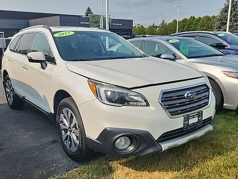 Used 2017 Subaru Outback 2.5i Touring w/ Popular Package #5A AWD/4WD image 5