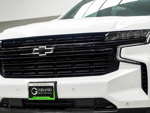 Used 2023 Chevrolet Tahoe RST AWD/4WD image 2