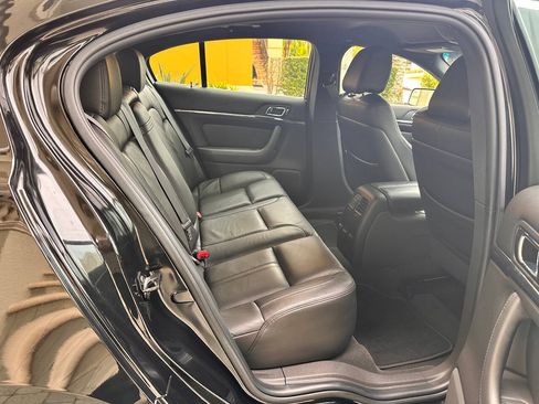 Used 2009 Lincoln MKS FWD image 37
