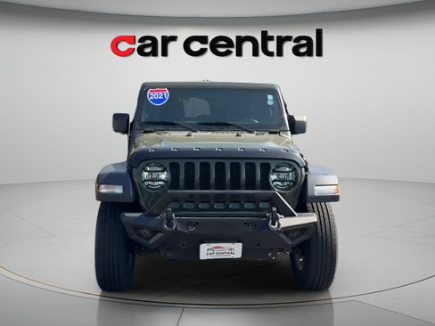 Used 2021 Jeep Wrangler Sport AWD/4WD image 2