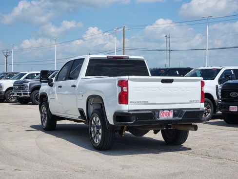 Used 2024 Chevrolet Silverado 2500 Custom w/ Custom Value Package AWD/4WD image 5