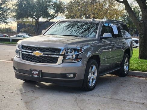 Used 2018 Chevrolet Tahoe LT w/ Luxury Package image 12