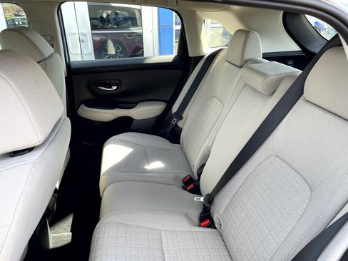 Used 2025 Honda HR-V LX image 10
