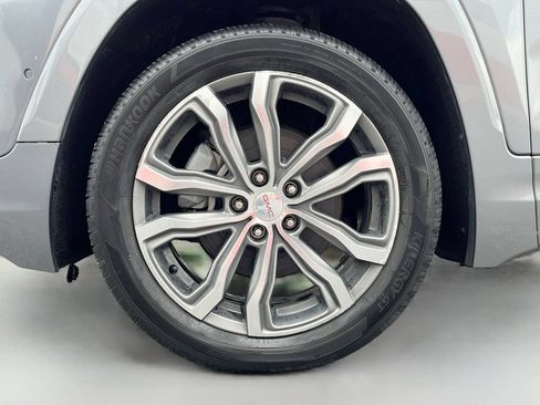 Used 2020 GMC Terrain Denali w/ Denali Premium Package AWD/4WD image 34