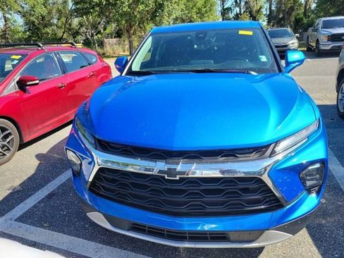 Used 2024 Chevrolet Blazer LT FWD image 9