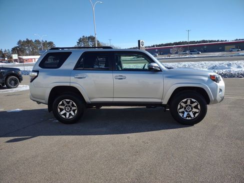 Used 2023 Toyota 4Runner TRD Off-Road Premium w/ Moonroof Package image 6