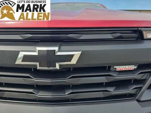 Used 2024 Chevrolet Colorado Trail Boss w/ Advanced Trailering Package AWD/4WD image 31