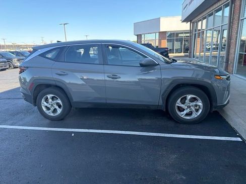 Used 2024 Hyundai Tucson SE AWD/4WD image 11
