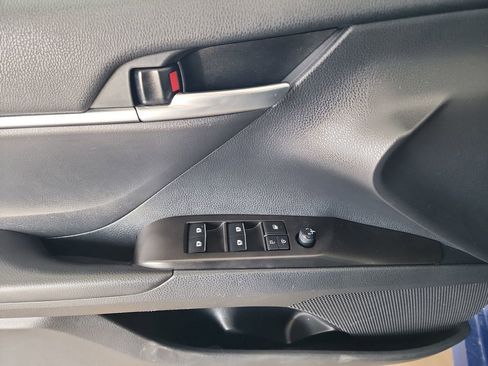 Used 2023 Toyota Camry LE FWD image 14