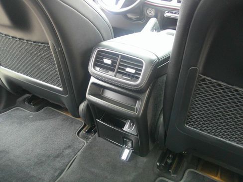 Used 2020 Mercedes-Benz GLE 350 4MATIC image 56