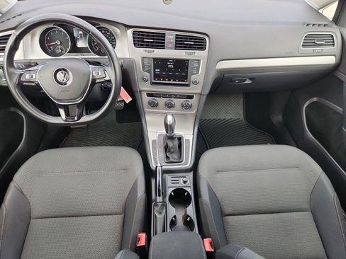 Used 2016 Volkswagen Golf S FWD image 19
