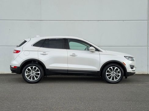 Used 2019 Lincoln MKC Select w/ Select Plus Package AWD/4WD image 8