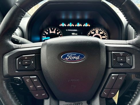 Used 2019 Ford F150 XLT w/ Equipment Group 302A Luxury AWD/4WD image 16