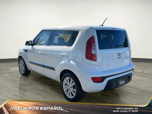 Used 2013 Kia Soul + image 4