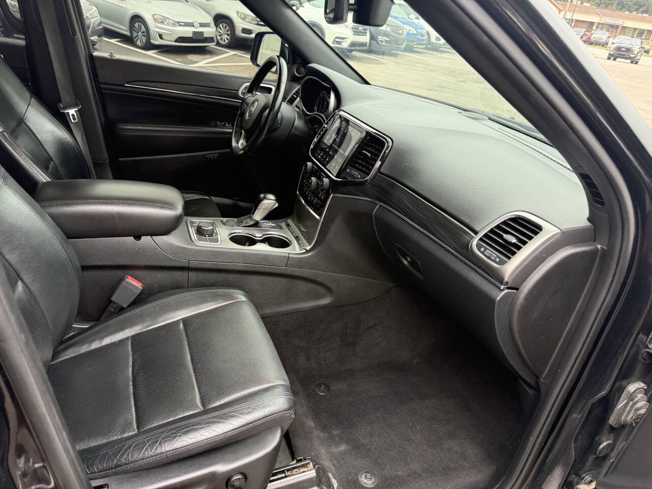 Used 2021 Jeep Grand Cherokee Limited w/ Luxury Group II AWD/4WD image 14