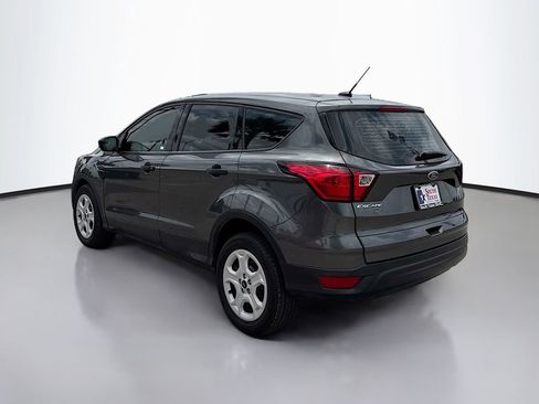 Used 2019 Ford Escape S image 5