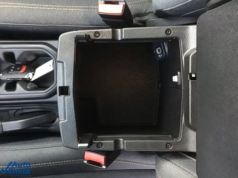 Used 2024 Jeep Gladiator Sport image 39