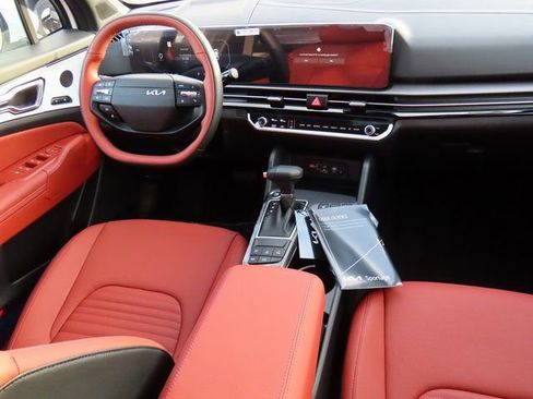 New 2026 Kia Sportage SX image 15