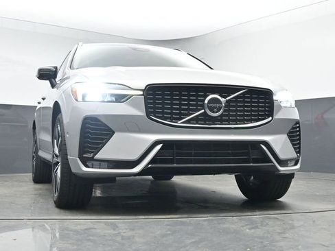 Used 2024 Volvo XC60 B5 Plus w/ Protection Package Premier AWD/4WD image 37