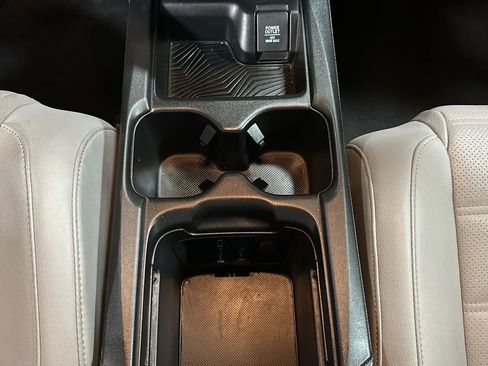 Used 2018 Honda CR-V EX-L image 25