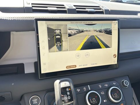 Used 2025 Land Rover Defender 110 S image 27