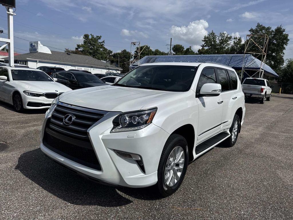 Used 2018 Lexus GX 460 Premium w/ Premium Package AWD/4WD image 3