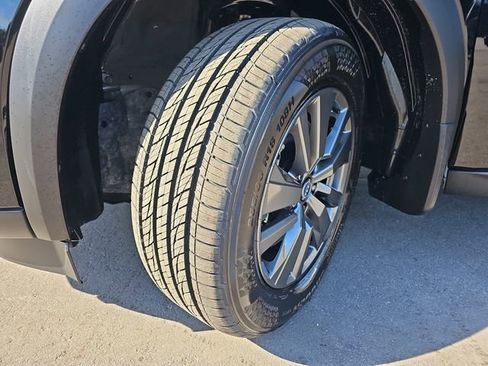 New 2026 Nissan Pathfinder SV image 38