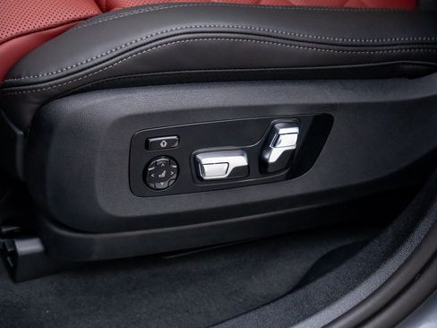 Used 2026 BMW X6 M60i AWD/4WD image 14