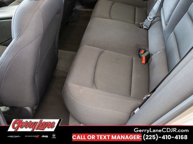 Used 2024 Chevrolet Malibu LT FWD image 17