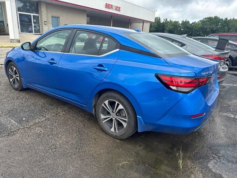Used 2023 Nissan Sentra SV FWD image 2