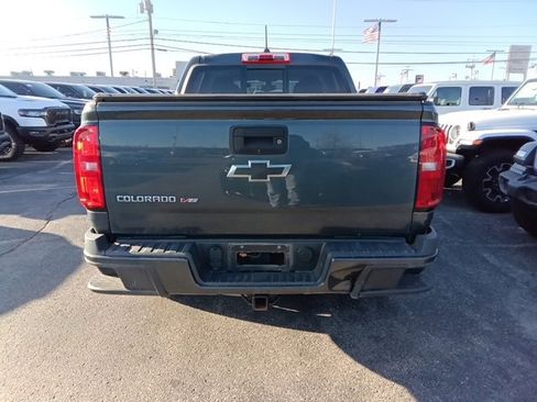 Used 2019 Chevrolet Colorado LT w/ LT Convenience Package image 5