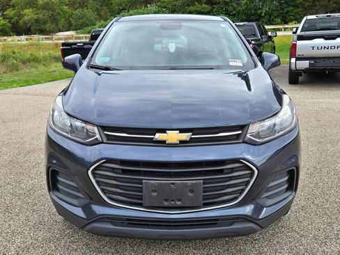 Used 2018 Chevrolet Trax LS w/ LPO, Cargo Package AWD/4WD image 9
