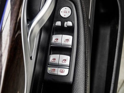 Used 2020 BMW 740i xDrive w/ Cold Weather Package image 39