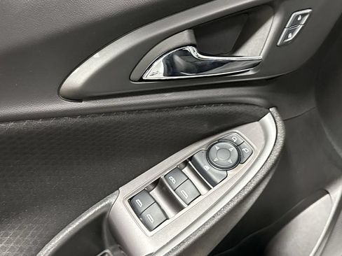 Used 2025 Chevrolet Malibu LT FWD image 20