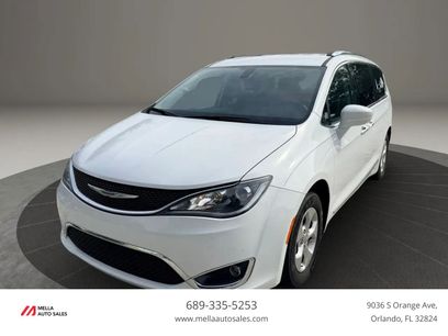 Used 2017 Chrysler Pacifica Touring-L Plus