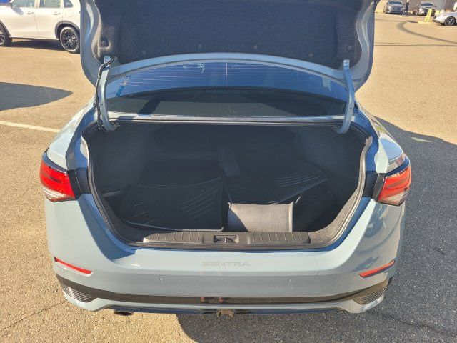 Used 2024 Nissan Sentra SR FWD image 11
