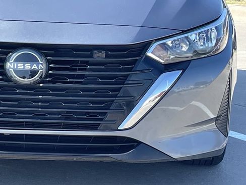 Used 2024 Nissan Sentra SV FWD image 8