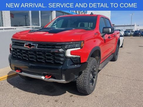Certified 2023 Chevrolet Silverado 1500 ZR2 w/ Technology Package AWD/4WD image 1