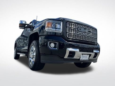 Used 2018 GMC Sierra 2500 Denali image 51